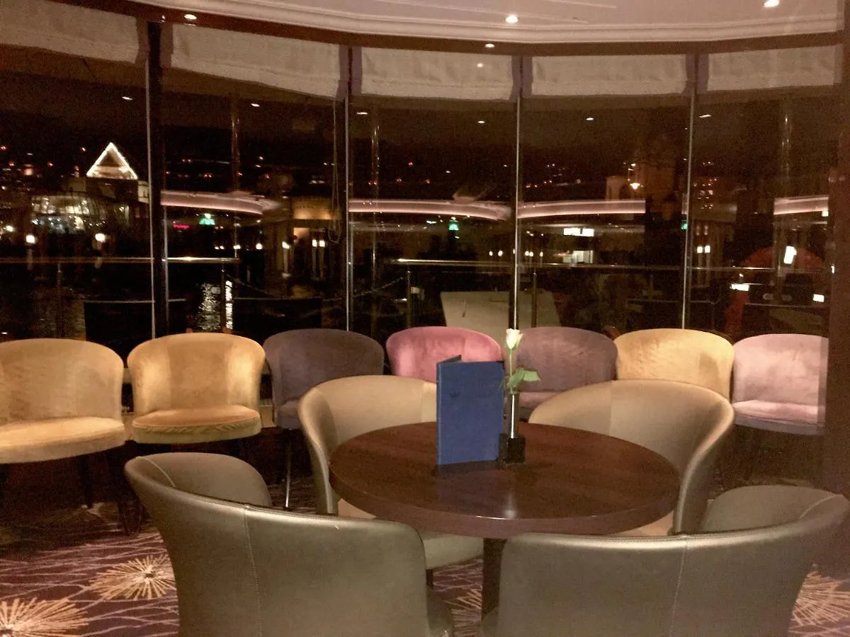 ***** Botel Select Ms Charles Dickens - Frankfurt Hotel Frankfurt am Main Germany