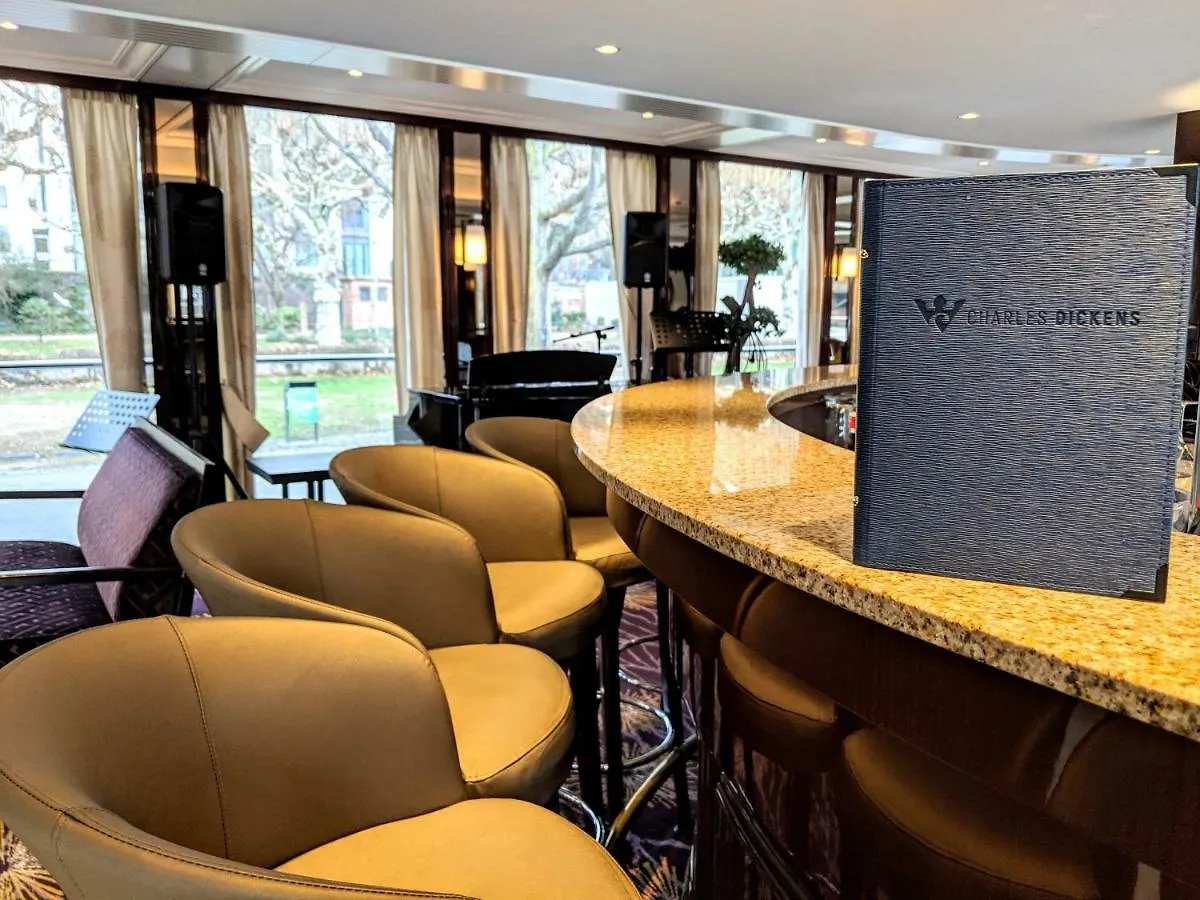 Select Ms Charles Dickens - Frankfurt Hotel Frankfurt am Main Germany
