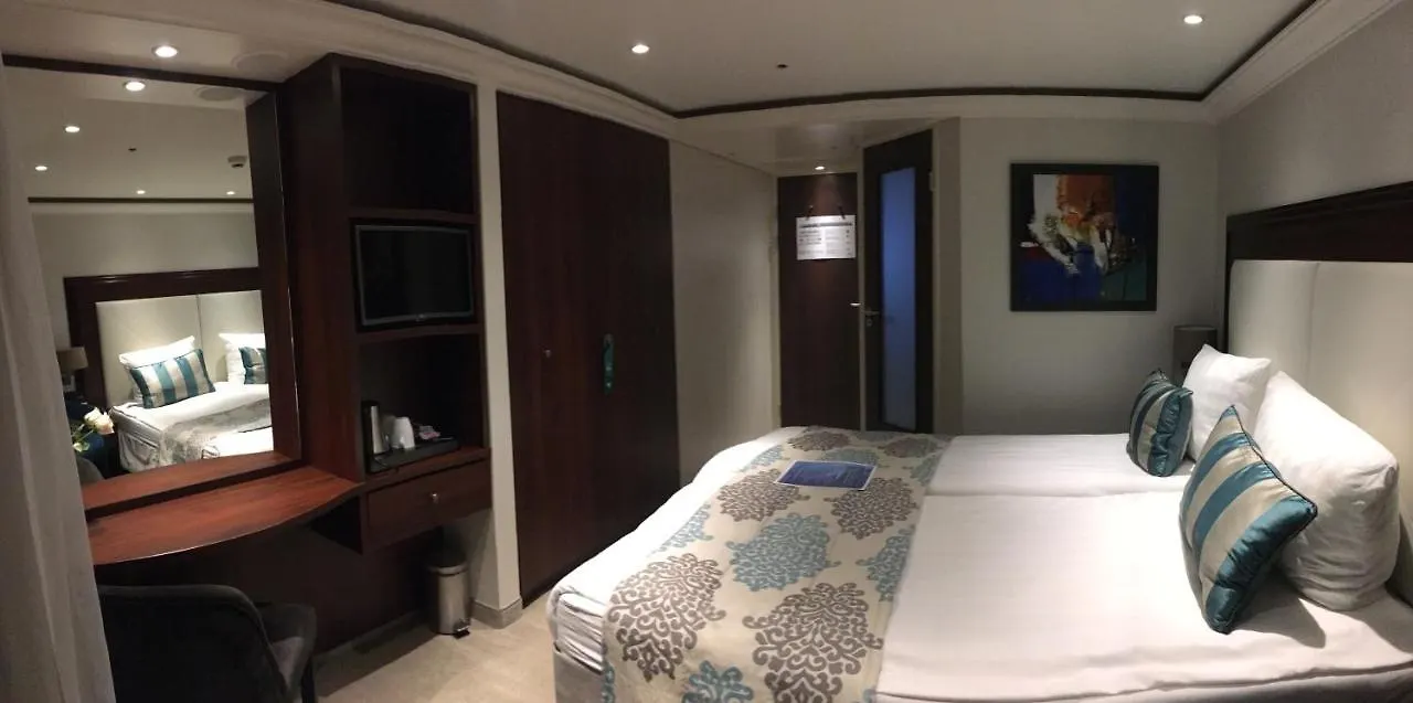 Select Ms Charles Dickens - Frankfurt Hotel Frankfurt am Main 5*,  Germany